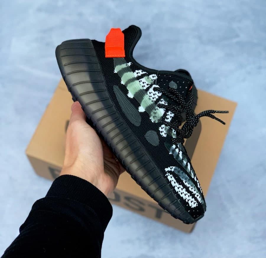 

Мужские кроссовки Adidas Yeezy Boost 350 V3 Black Reflective / Адидас Изи Буст 350 В3 Черные Рефлективные 41, Черный