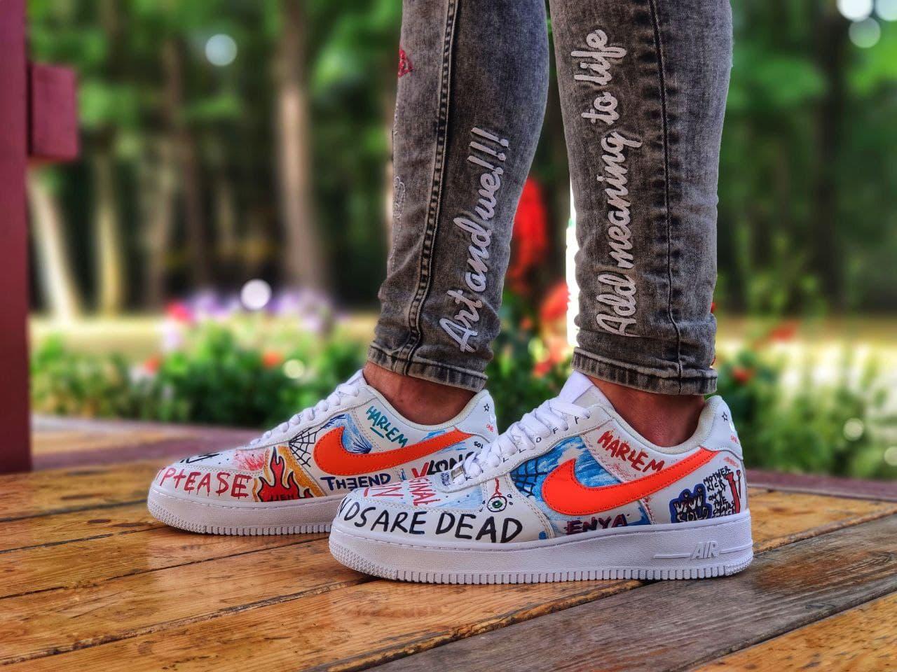 

Мужские кроссовки Nike Air Force Graffiti Harlem White / Найк Аир Форс Граффити Белые 42, Белый