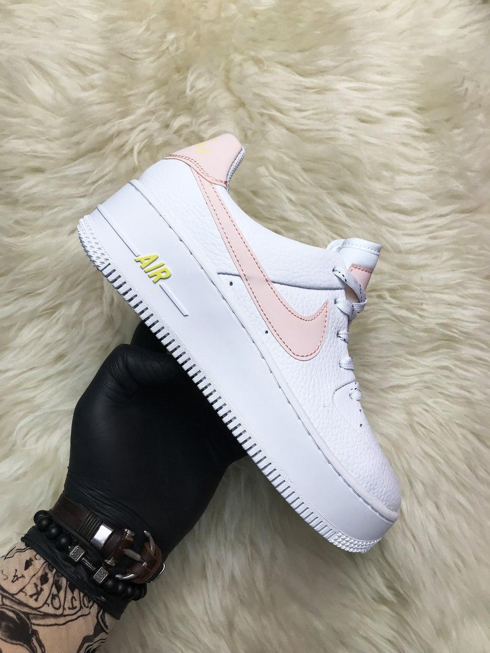 

Женские кроссовки Nike Air Force Low White Pink / Найк Аир Форс Лоу Белые Розовые 39, Белый