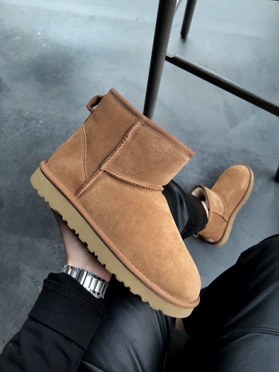 

Женские зимние сапоги UGG Classic Mini Brown / Угги Классик Коричневые 37