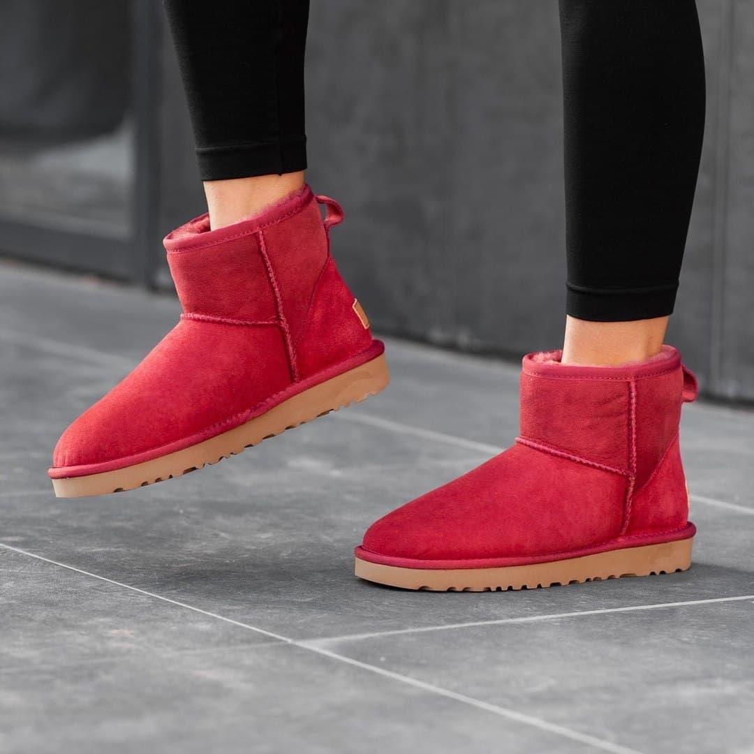 

Женские зимние сапоги UGG Mini Red / Угги Мини Красные 40