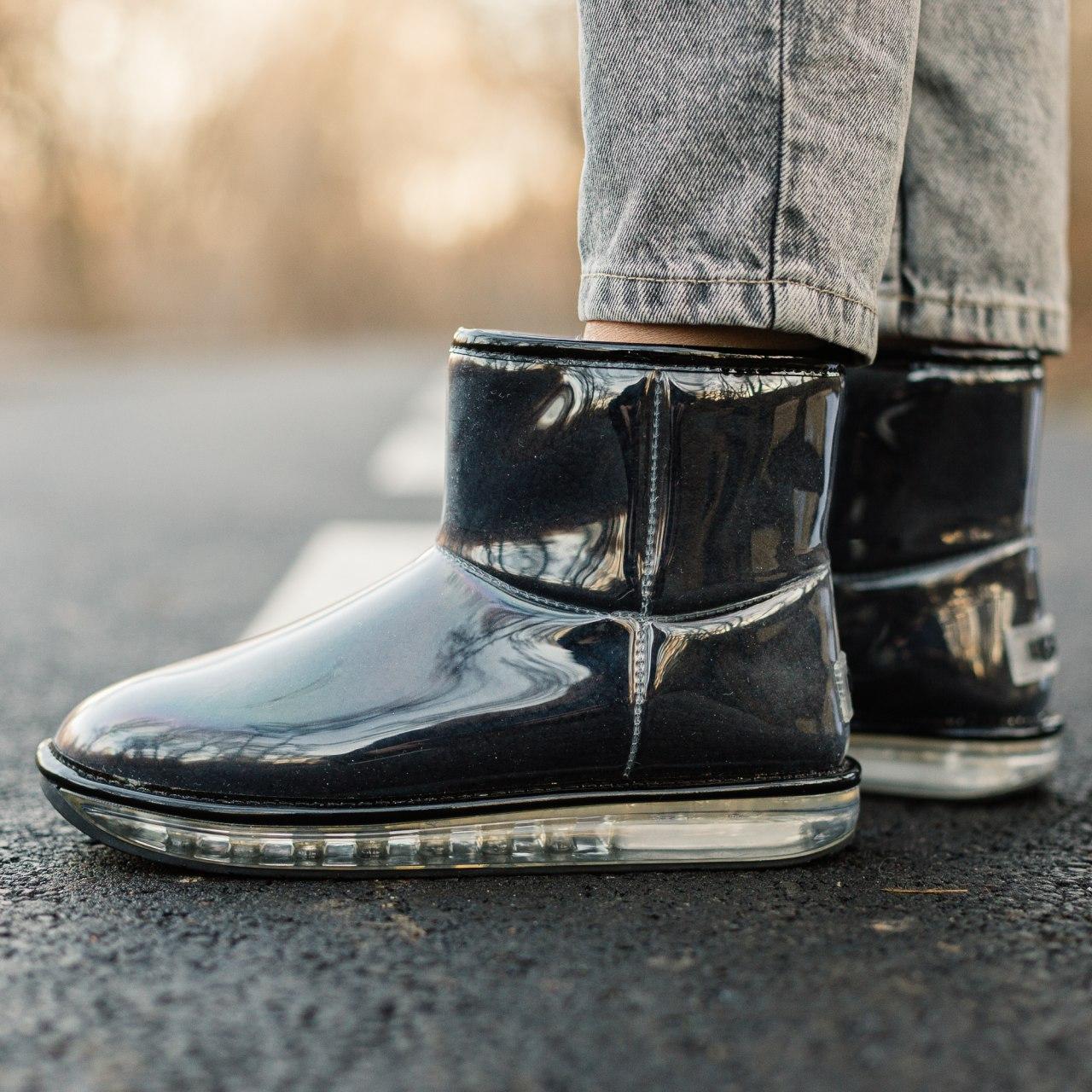 

Женские зимние сапоги UGG Black / Угги Черные Прозрачные 39