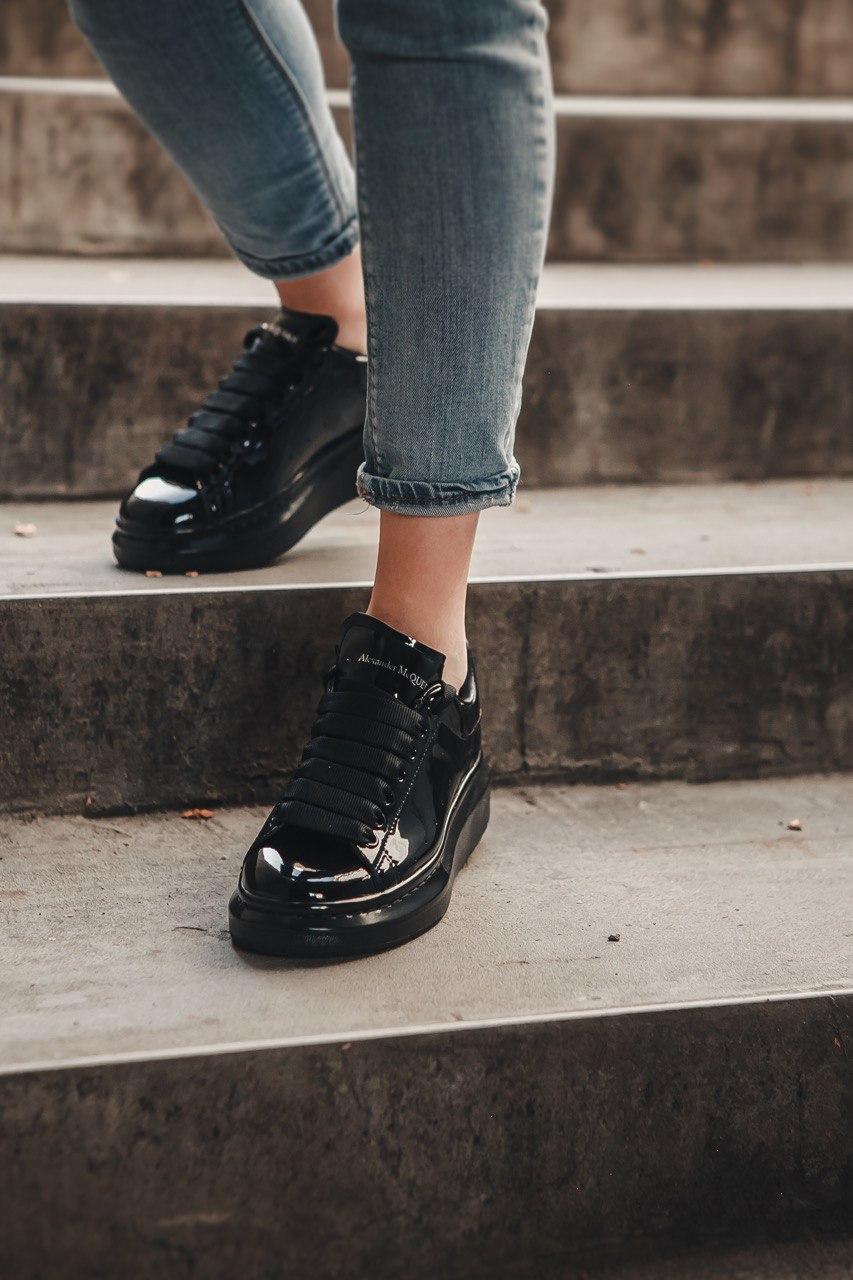 

Женские кроссовки Alexander McQueen Mate Black / Александр МакКуин Черные 39, Черный