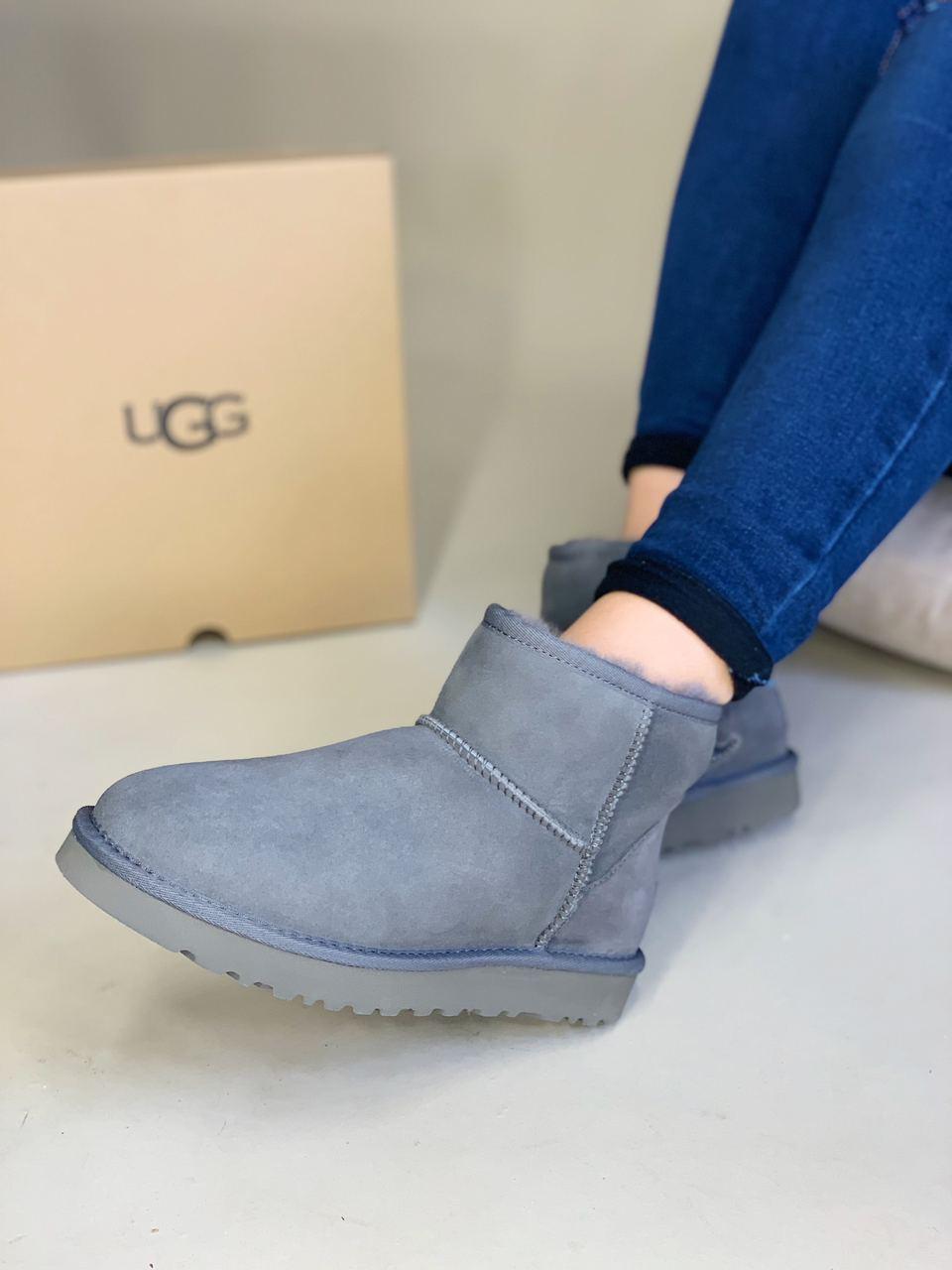 

Женские зимние сапоги UGG Classic Mini Grey / Угги Классик Серые 39