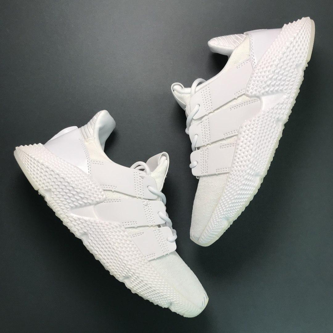 

Мужские кроссовки Adidas Prophere Full White / Адидас Профере Белые 42, Белый