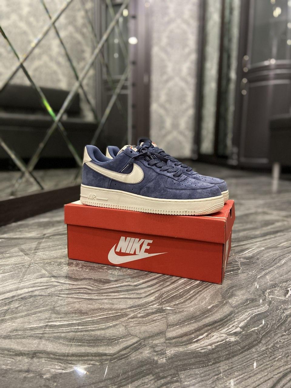 

Мужские кроссовки Nike Air Force 1 Low Luxury Suede Blue / Найк Аир Форс 1 Лоу Замшевые Синие 45, Синий