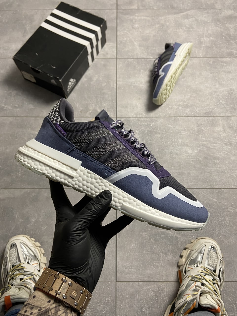 

Кроссовки Adidas ZX 500 RM Violet 45, Разноцвет