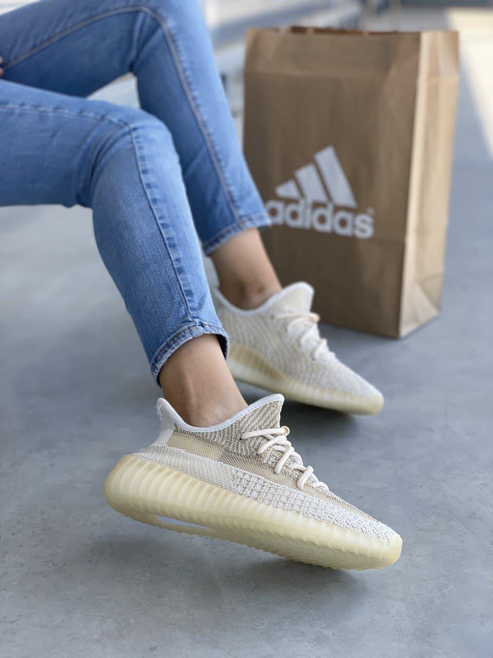 

Женские кроссовки Adidas Yeezy Boost 350 v2 Abez / Адидас Изи Буст 350 в2 Серые, Серый