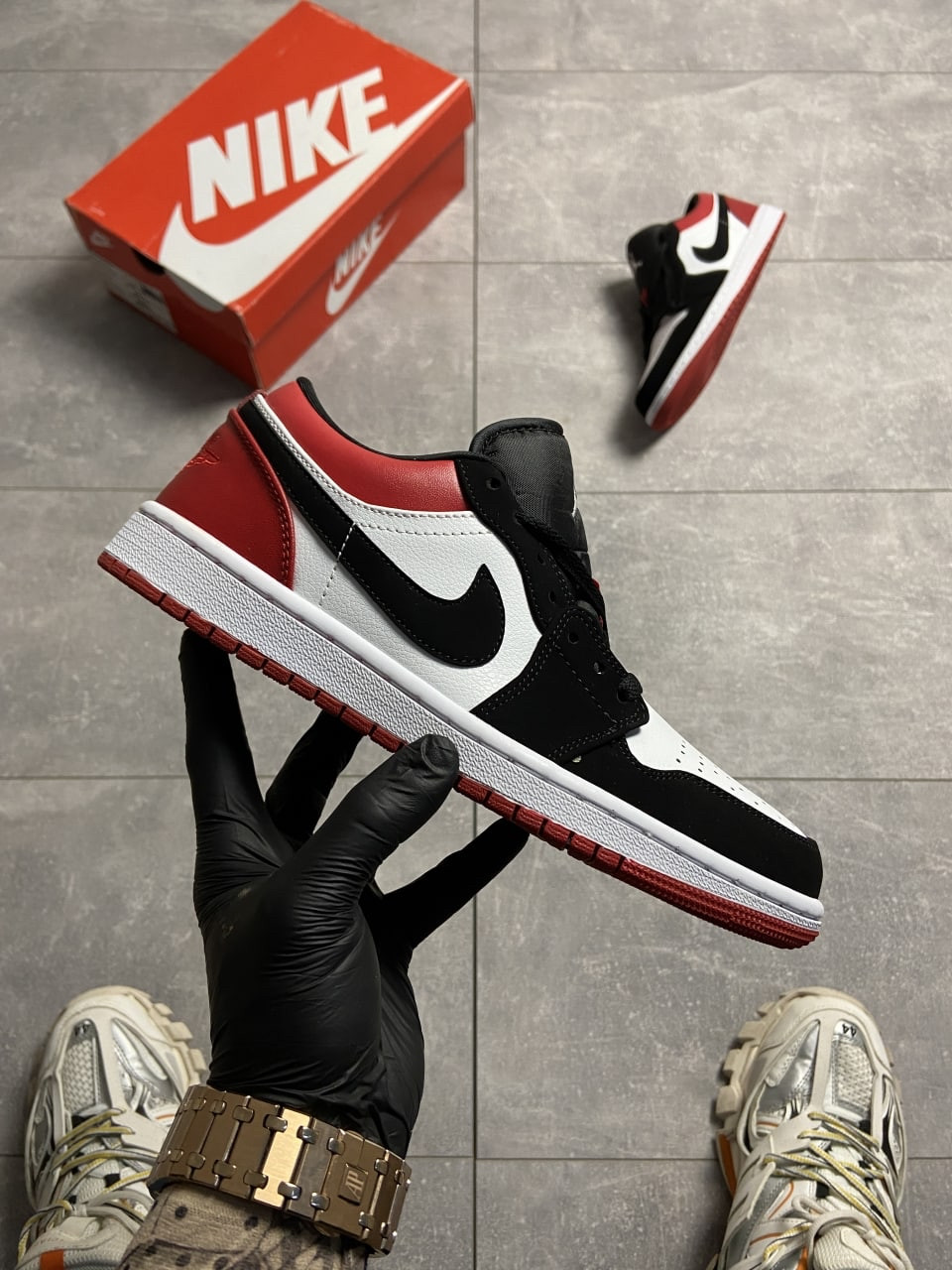 

Кроссовки Nike Air Jordan 1 Low Red White 45, Разноцвет