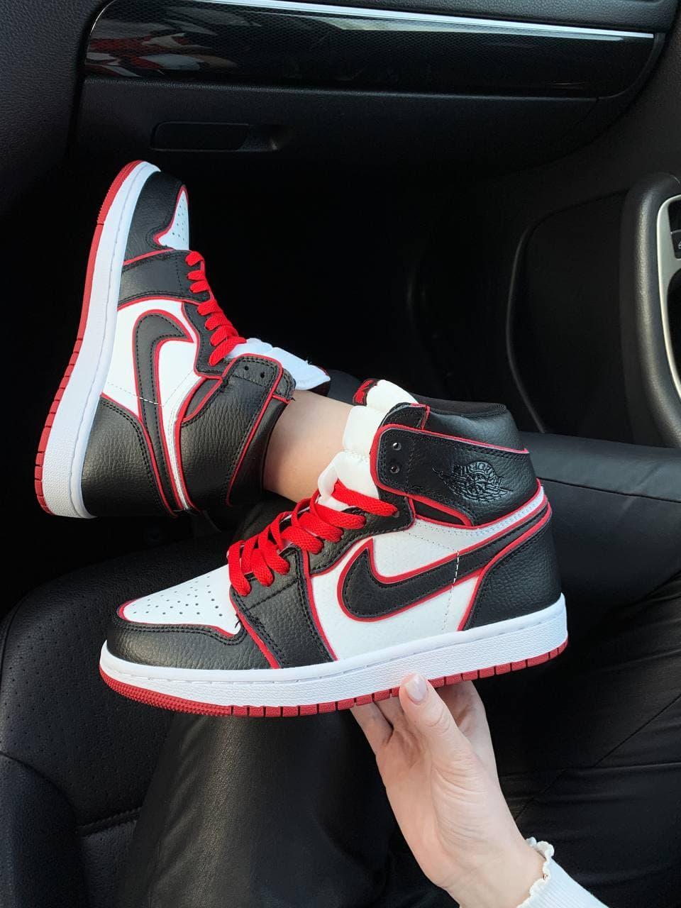 

Женские кроссовки Nike Air Jordan Retro 1 Black Red White / Найк Аир Джордан Ретро 1 Черные Красные Белые 39, Черный