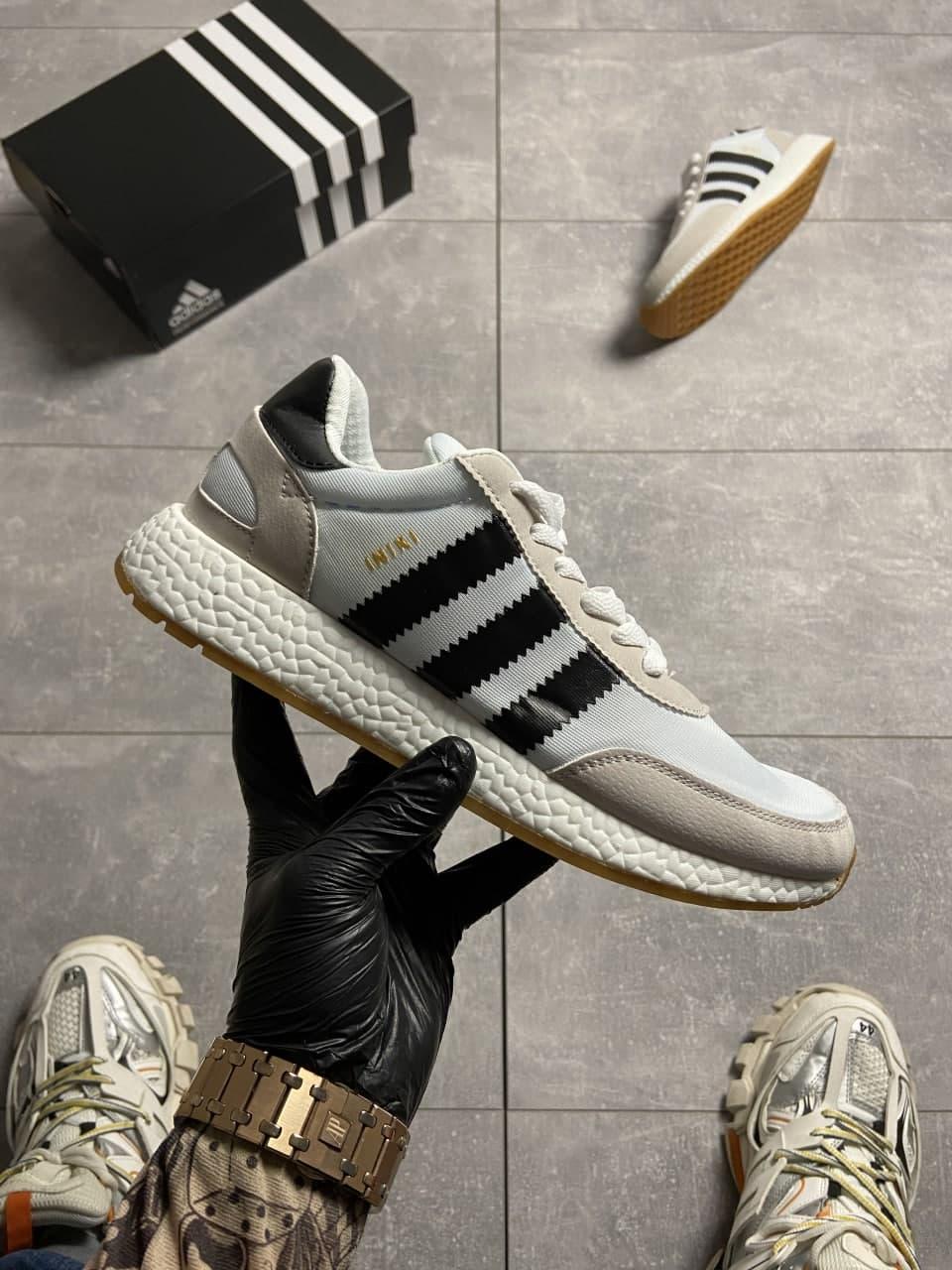 

Мужские Кроссовки Adidas Iniki Grey / Адидас Иники Серые 42, Серый