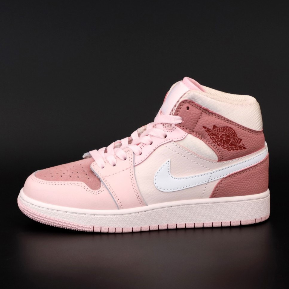 

Nike Air Jordan 1 Mid Pink | кроссовки женские; розовые; осенние/весенние; найк, Розовый