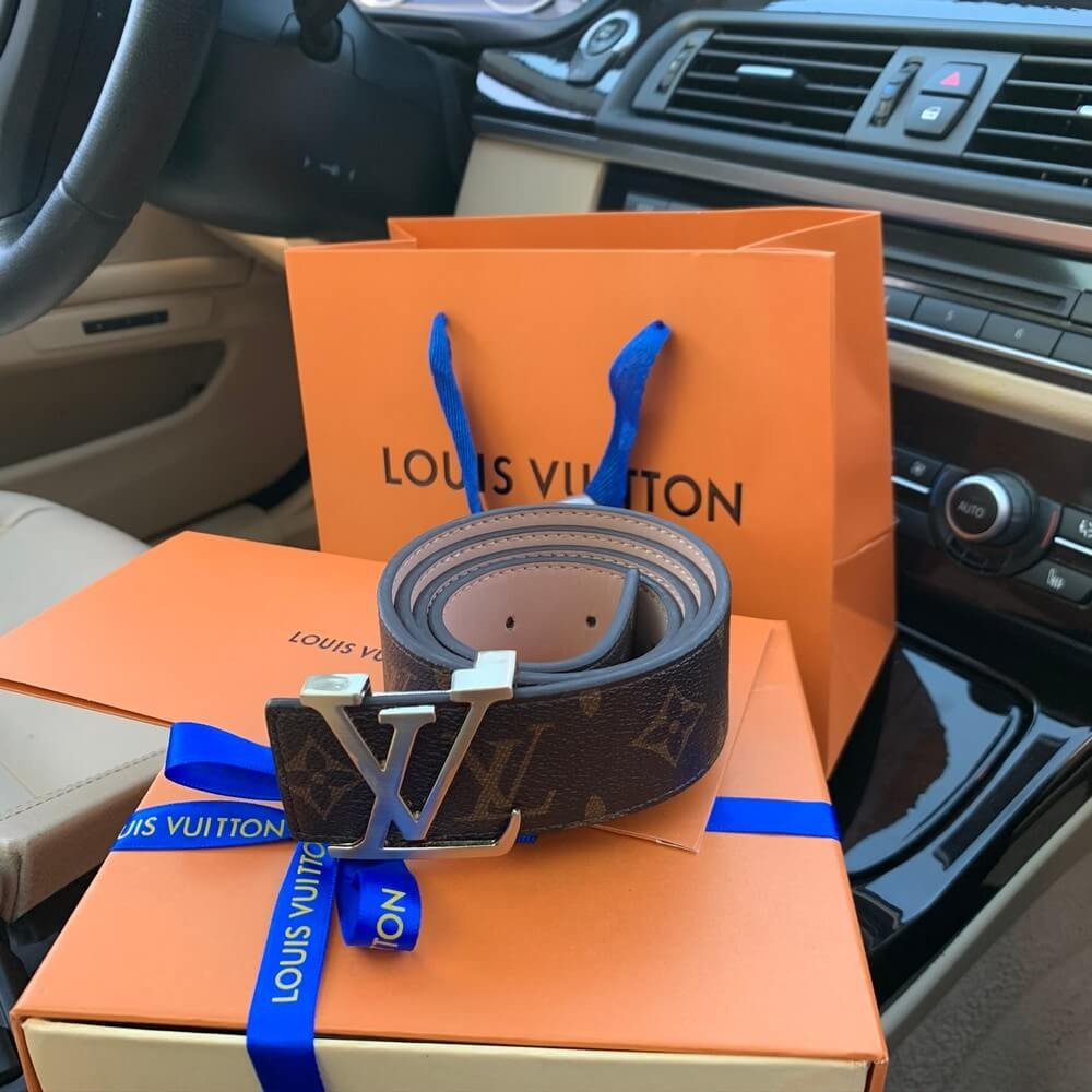 

Ремень Louis Vuitton Initiales Initiales 40MM Monogram