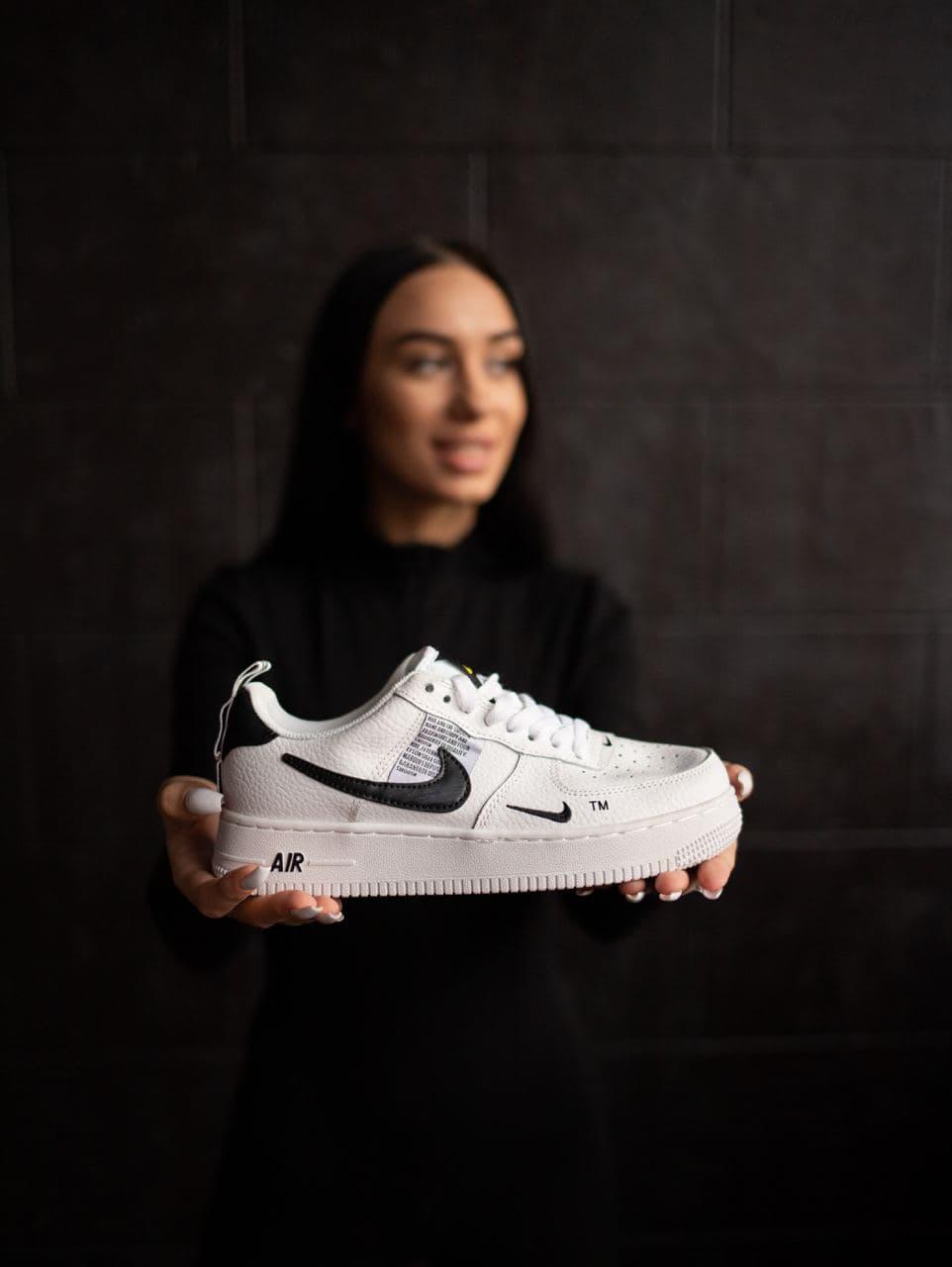 

Женские кроссовки Nike Air Force 1 07 Lv8 Ultra White / Найк Аир Форс 1 07 Лв8 Ультра Белые 37, Белый