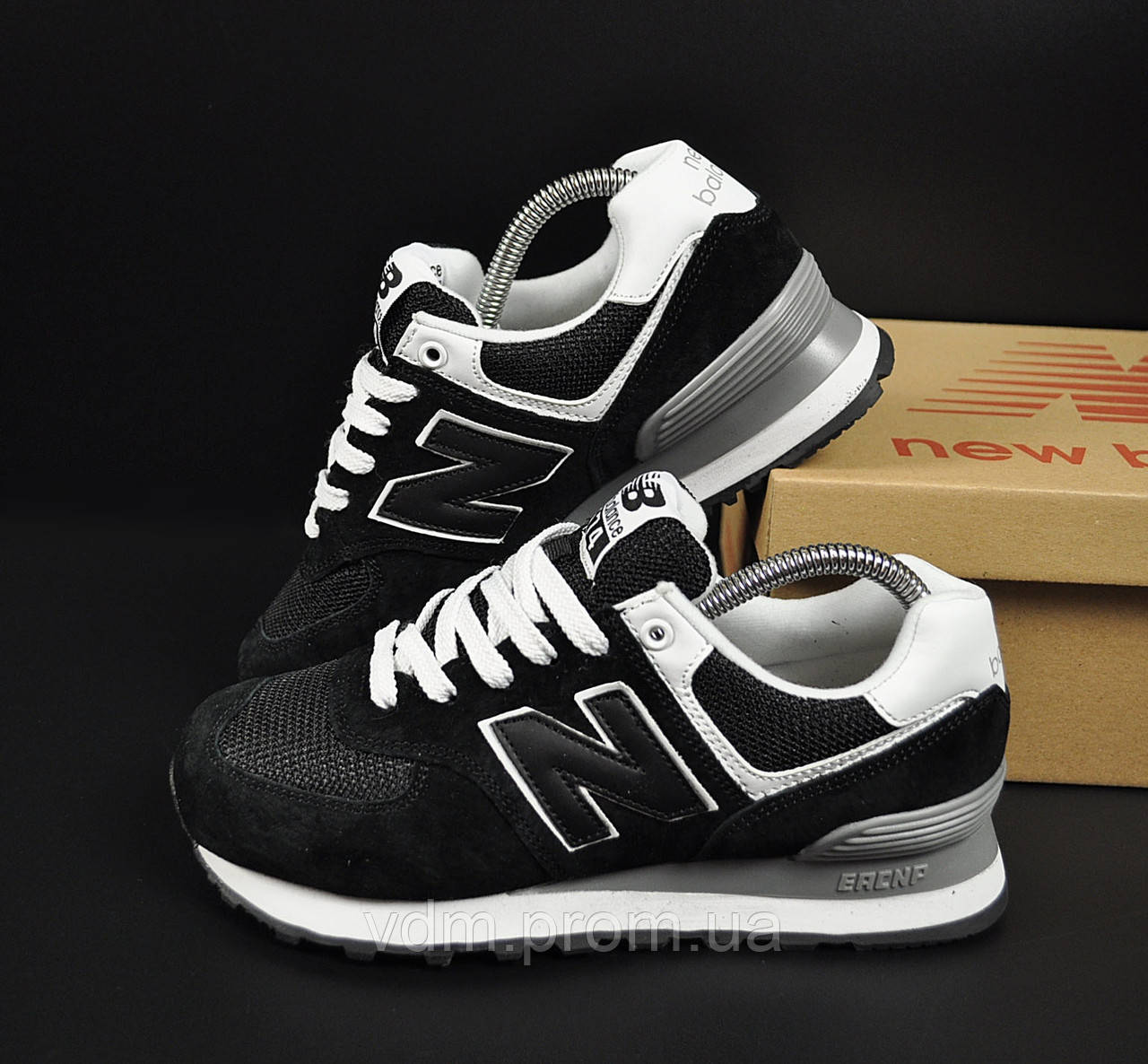 

Кроссовки женские New Balance 574 в стиле Нью Баланс, замша , код KR-20952. Черные, Черный