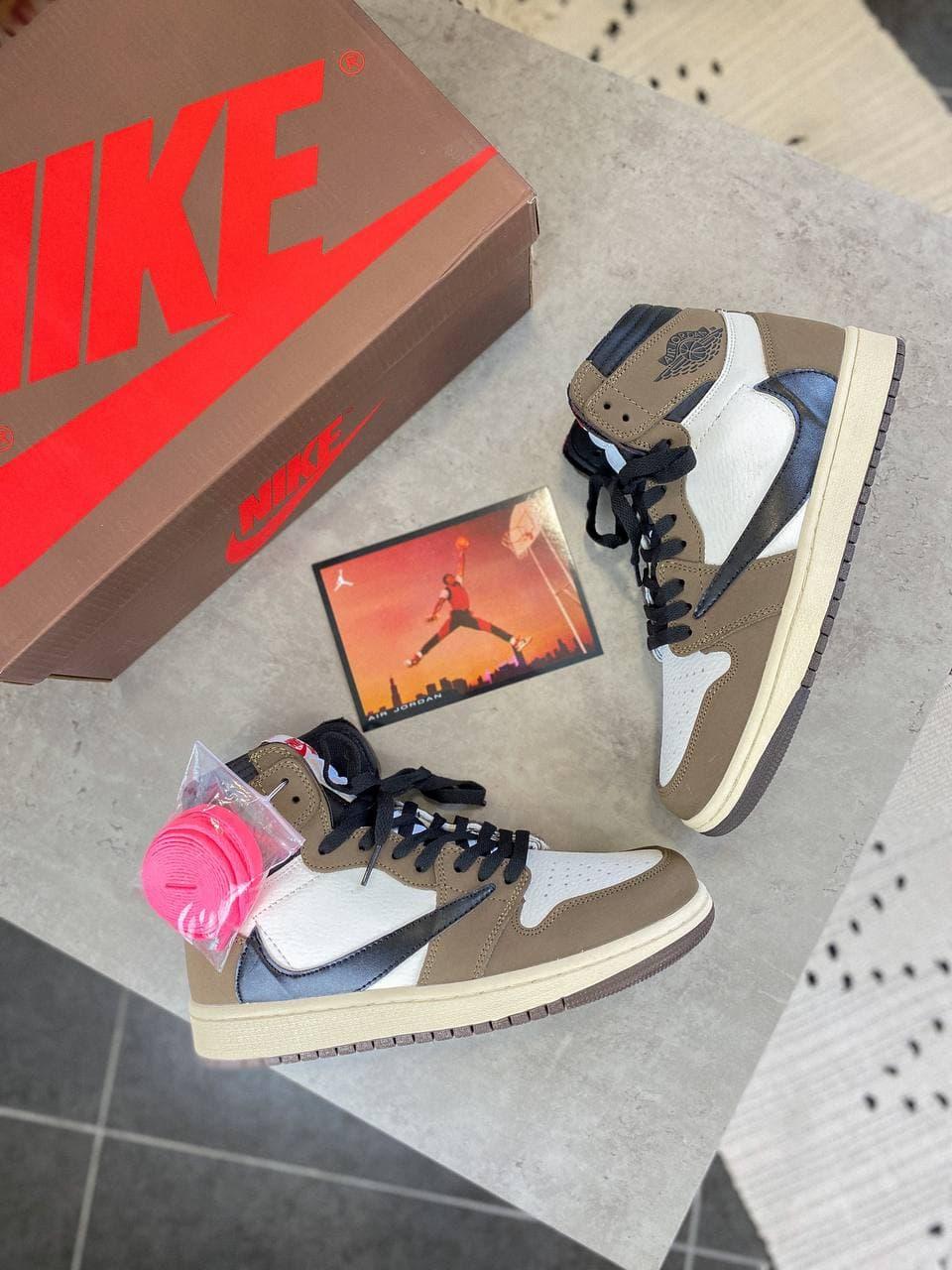 

Мужские кроссовки Nike Air Jordan 1 Retro High x Travis Scott / Найк Аир Джордан 1 Ретро Высокие Трэвис Скотт, Коричневый