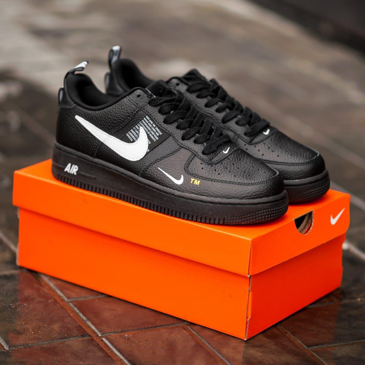 

Женские кроссовки Nike Air Force 1 07 Lv8 Ultra Black / Найк Аир Форс 1 07 Лв8 Ультра Черные 40, Черный