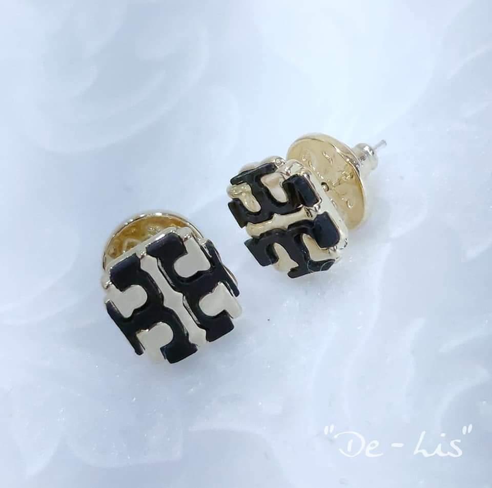 

Серьги из медицинской гипоаллергенной стали