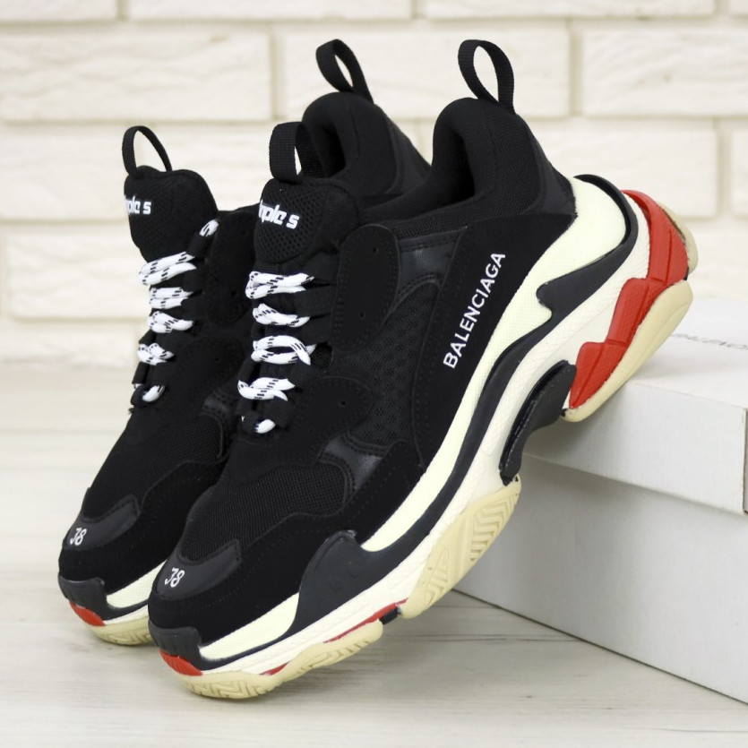 

Женские кроссовки Balenciaga Triple S, черный, белый, красный, Италия 39 (КД-4), Разные цвета