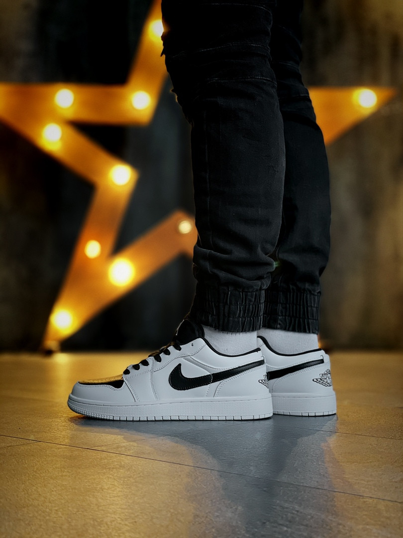 

Nike мужские демисезонные белые кроссовки на шнурках. Весенние мужские кожаные кроссы, Белый