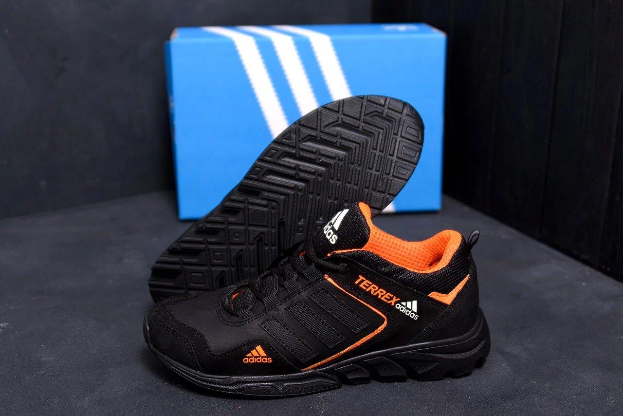 

Adidas мужские демисезонные черные кроссовки на шнурках.Весенние мужские кожаные кроссы 43, Черный