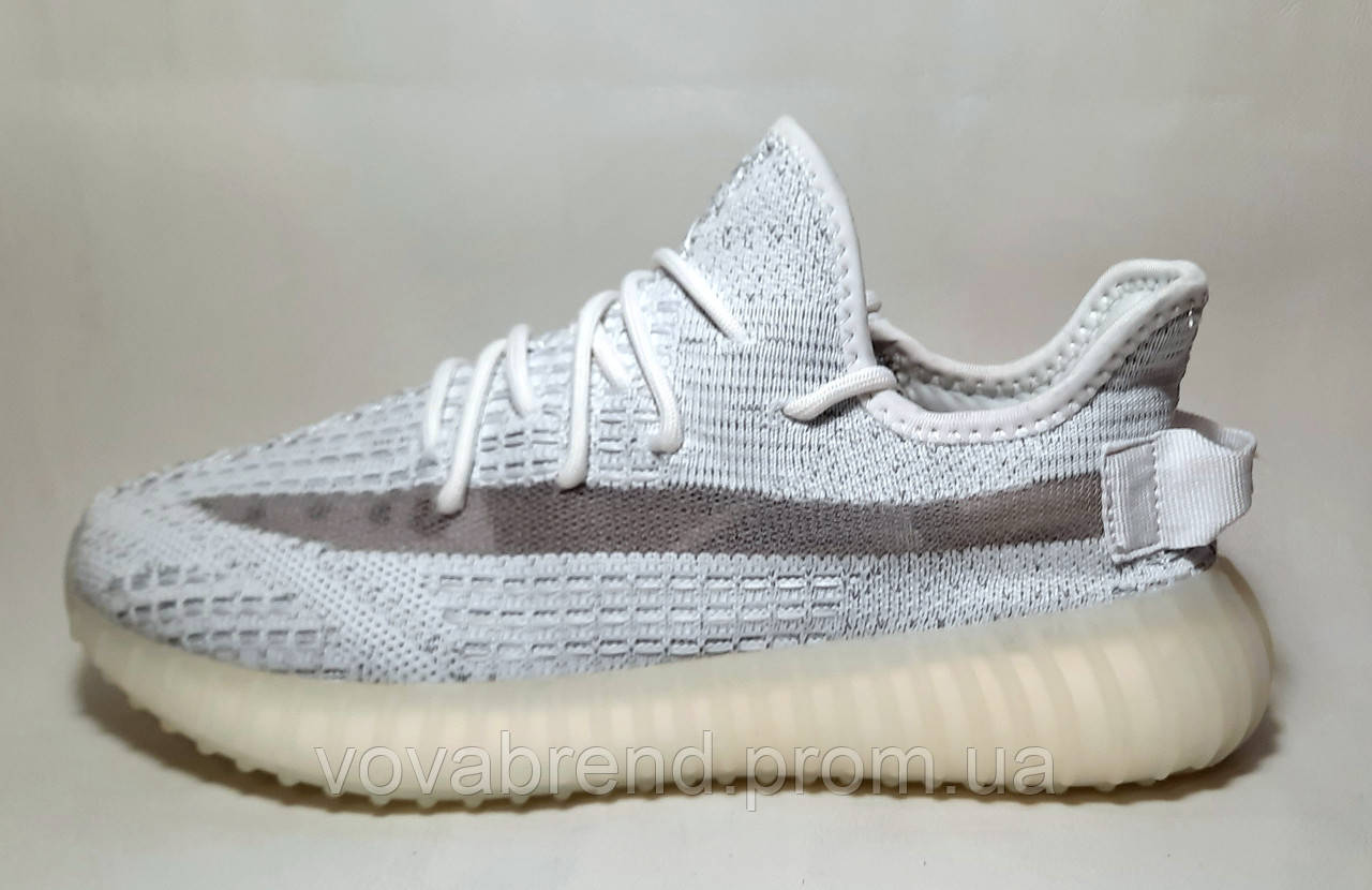 

Кроссовки женские белые и подростковые Adidas Yeezy Boost 350 V2 38