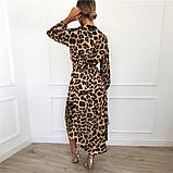 Женское нарядное стильное платье-миди в яркий леопардовый принт, фото 3