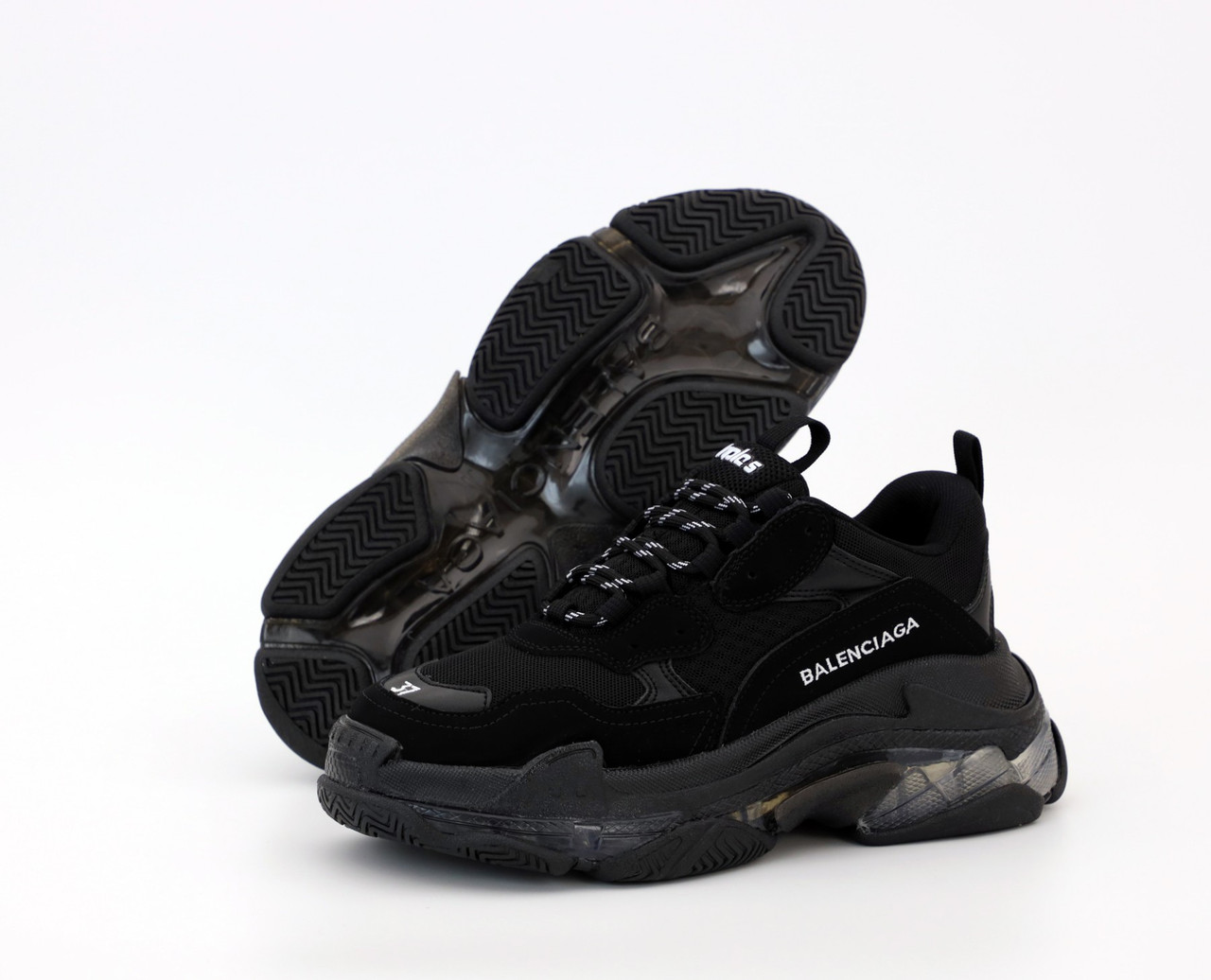 

Кроссовки женские Balenciaga Triple S черные, Баленсиага Трипл С, натуральная замша, текстиль. Код KD-12109 40, Черный