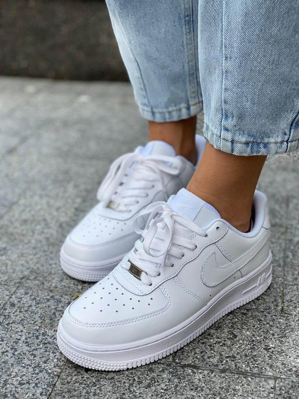 

Белые кроссовки Найк Аир Форс низкие (Nike Air Force 1 Low White) мужские и женские размеры 36-47 41, Белый