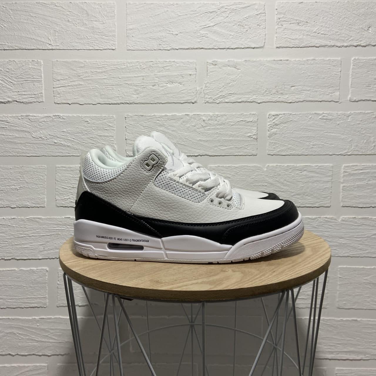 

Мужские Кроссовки Nike Air Jordan Retro 3 White Black / Найк Аир Джордан Ретро 3 Белый Черный 45, Черно-белый