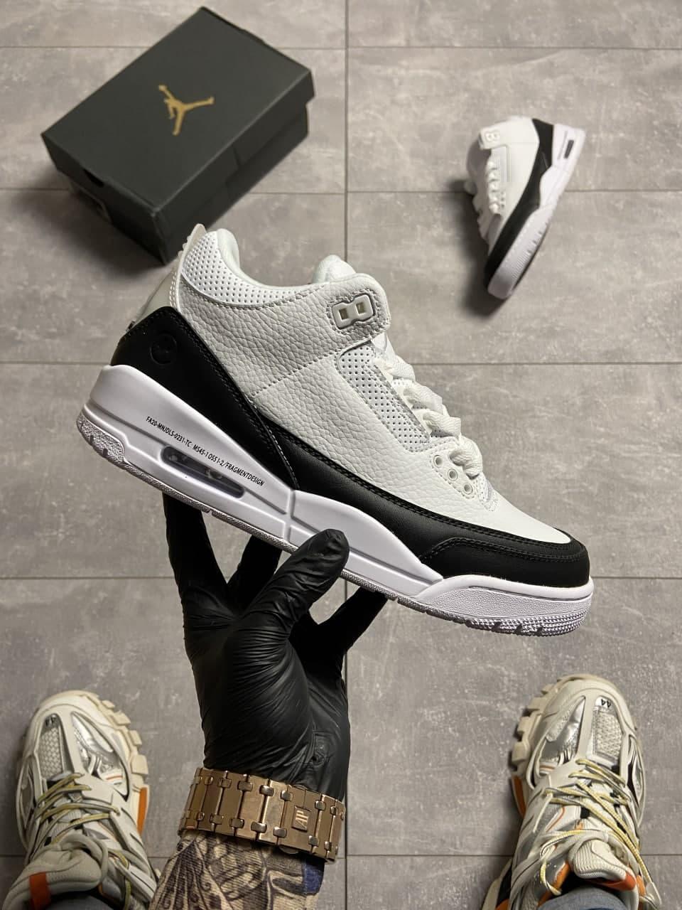 

Мужские Кроссовки Nike Air Jordan Retro 3 White Black / Найк Аир Джордан Ретро 3 Белый Черный 44, Черно-белый