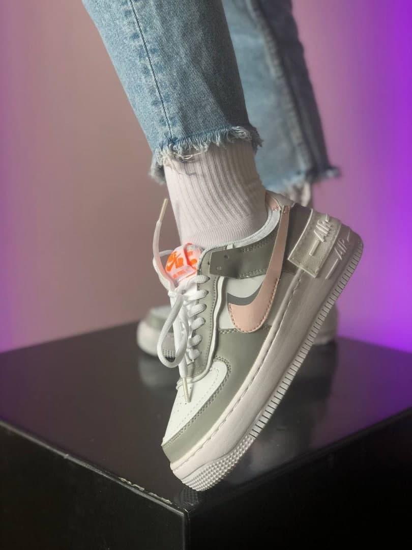 

Кроссовки Nike Air Force Shadow