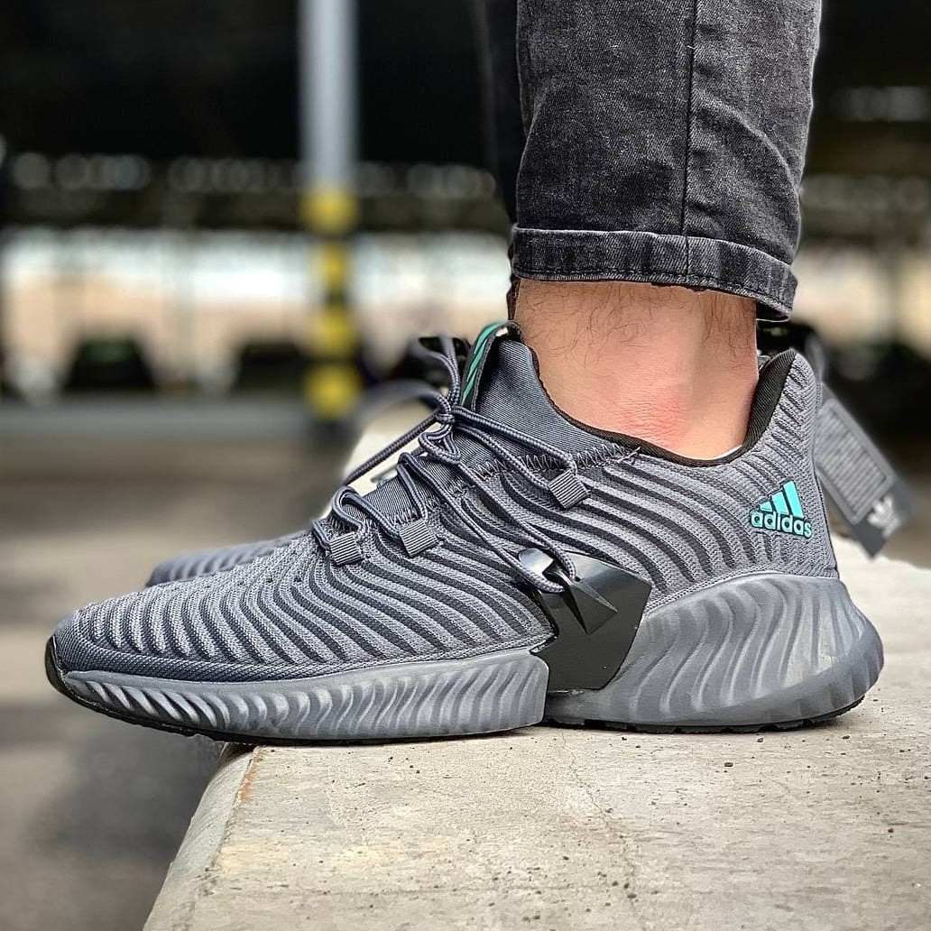 

Adidas Alphabounce Instinct Gray | кроссовки мужские; серые; летние/весенние 45, Серый