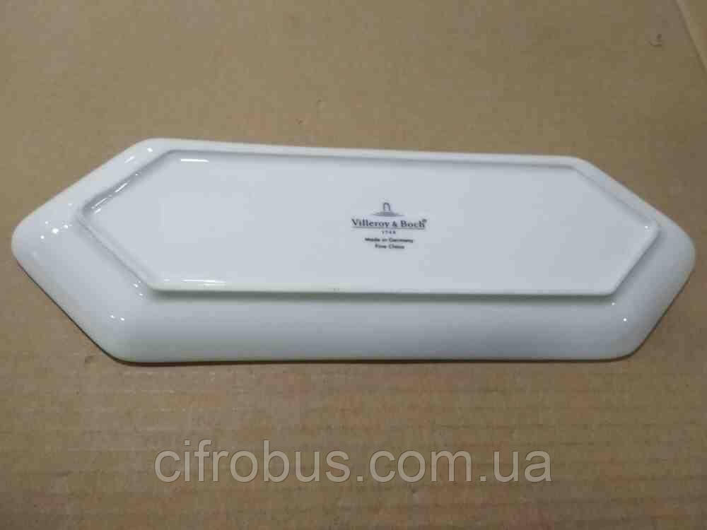 

Блюда и салатники Б/У Villeroy & Boch 33*11см