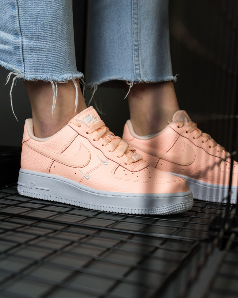 

Кроссовки Nike AIR FORCE 1 07 ESSENTIAL CT1989-800, Оранжевый