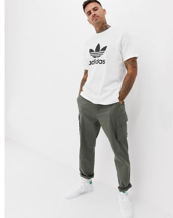 

Мужская Футболка ADIDAS (Адидас) белая "В стиле"