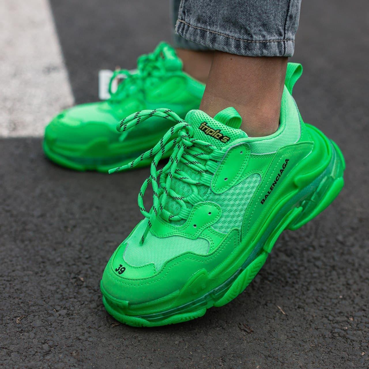 

Женские кроссовки Balenciaga Triple S Green / Баленсиага Трипл С Зеленые 39, Зелёный