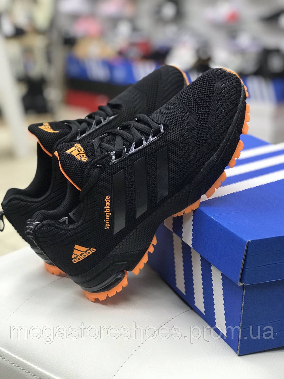 

Женские кроссовки Adidas Marathon 40, Конбинированый