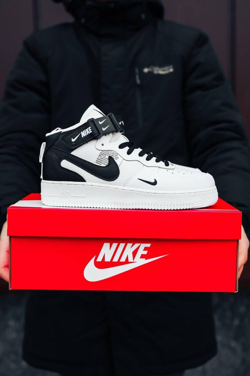 

Мужские кроссовки Nike Air Force 1 07 Lv8 Ultra Hight White Black / Найк Аир Форс 1 07 Лв8 Ультра Белые Черные, Белый