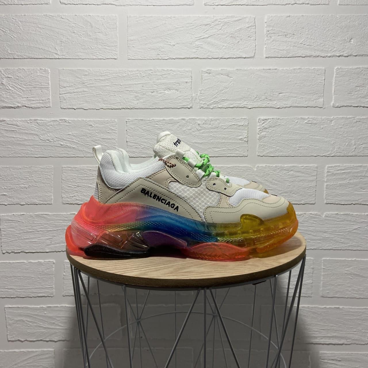 

Женские Кроссовки Balenciaga Triple S Clear Sole Rainbow / Баленсиага Трипл С Радуга, Разные цвета