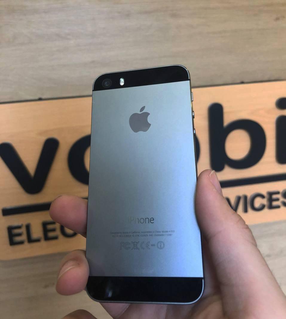 

Apple iPhone 5s 16 Space Gray Neverlock телефон смартфон айфон 5с, Темно-серый