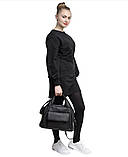 Модная вместительная женская сумка черная с двумя ручками на длинном ремешке через плечо из экокожи, фото 7