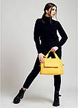 Модная вместительная женская желтая сумка с двумя ручками на длинном ремешке через плечо, матовая экокожа, фото 7
