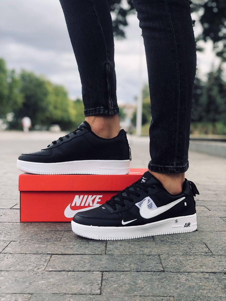 

Мужские кроссовки черные Найк кожаные Nike Air Force Black&White купить в Украине