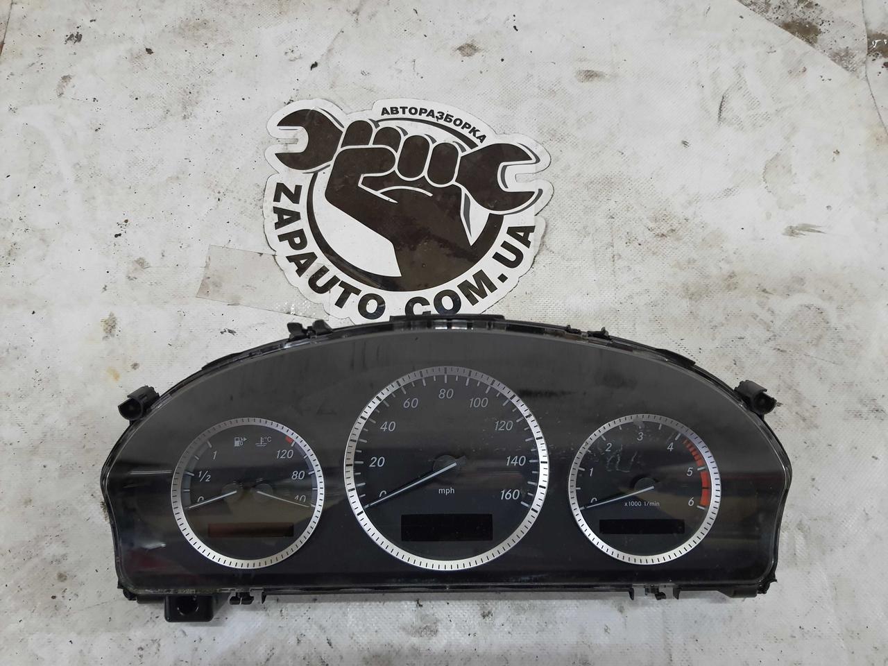 

Панель приборов в милях A2049002305, Mercedes C class W204