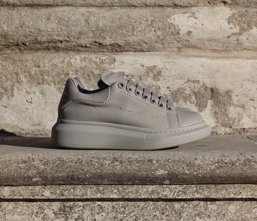 

Grey Matte 42 (26.5см.)