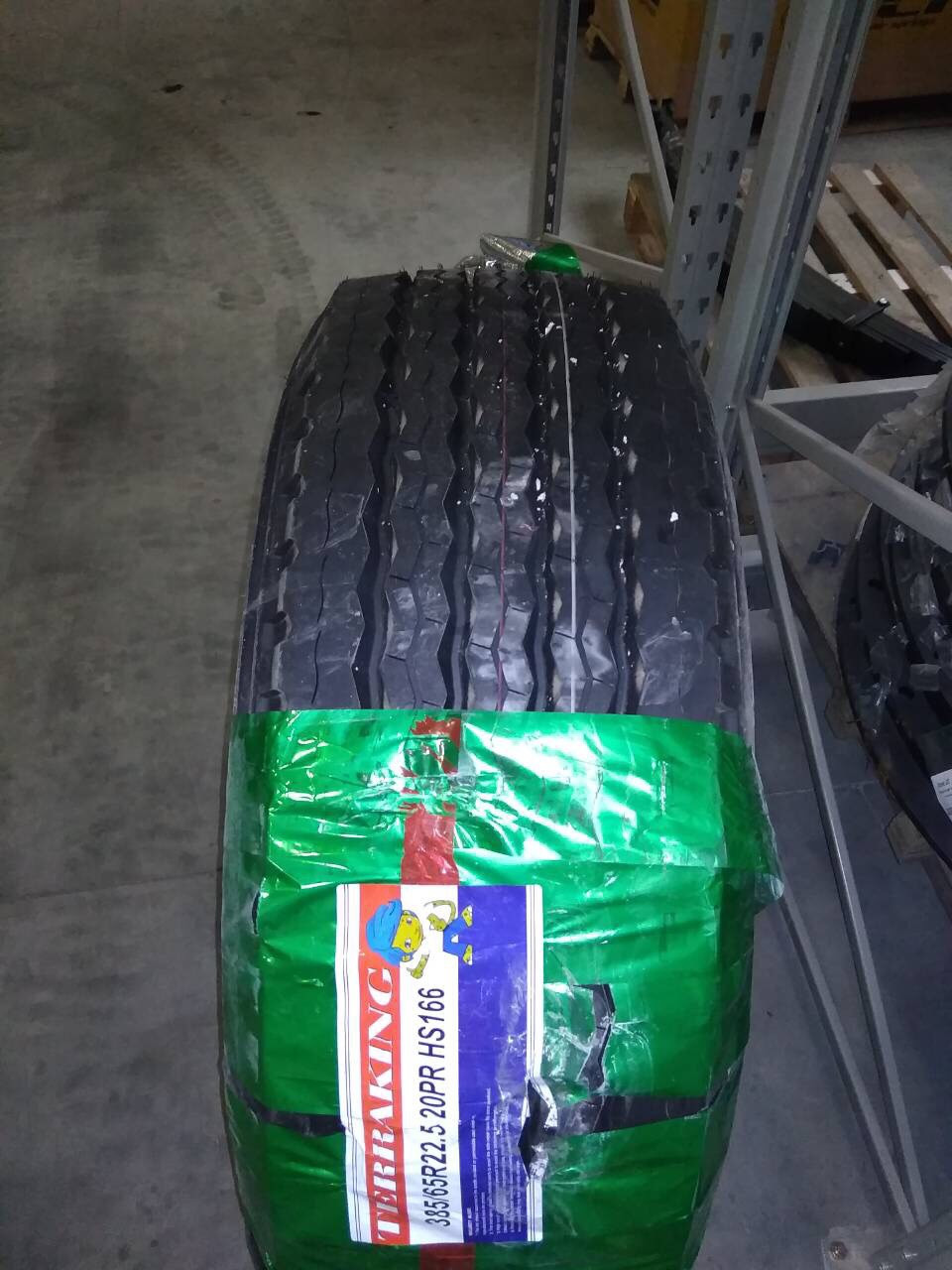 

385/65 R22.5 Шины Terraking HS166 прицепная 160K PR20