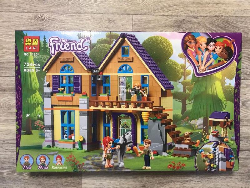 

Конструктор Lari 11204 Lego Friends (Аналог 41369) "Дом Мии" 724 деталей 3 фигурки 53*33*6,5см, Разные цвета