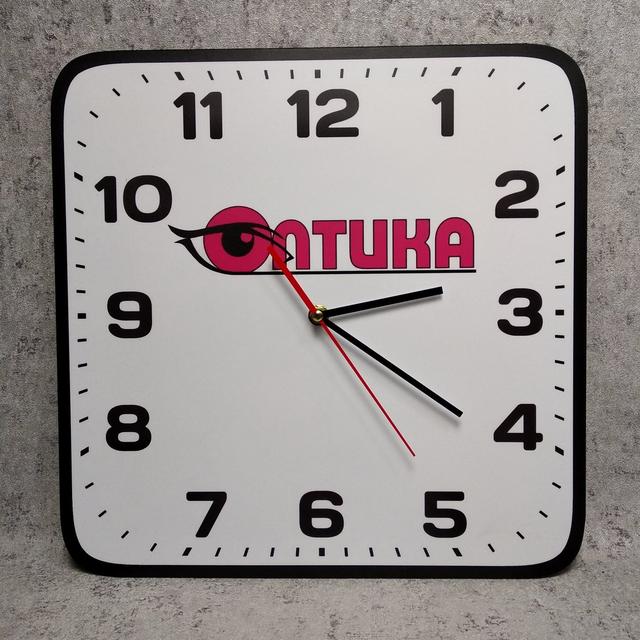 Часы настенные С вашим логотипом квадратные с скруглёнными углами