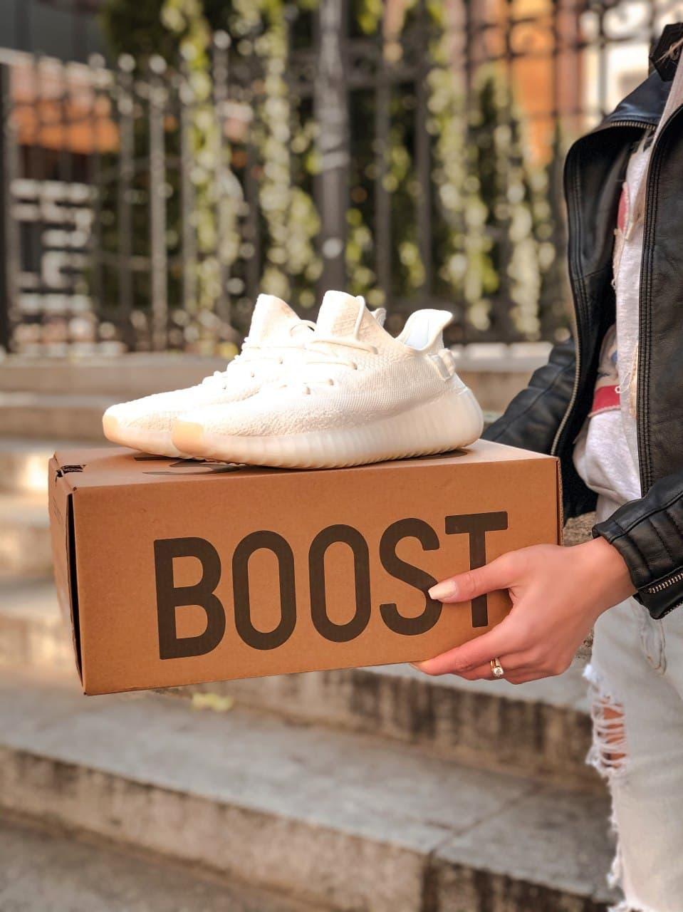 

Мужские кроссовки Adidas Yeezy Boost 350 v2 White / Адидас Изи Буст 350 в2 Белые, Белый